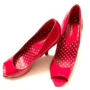 Xappeal  Shoes Pink Size 6 Stilleto Heel 4 1/4”
